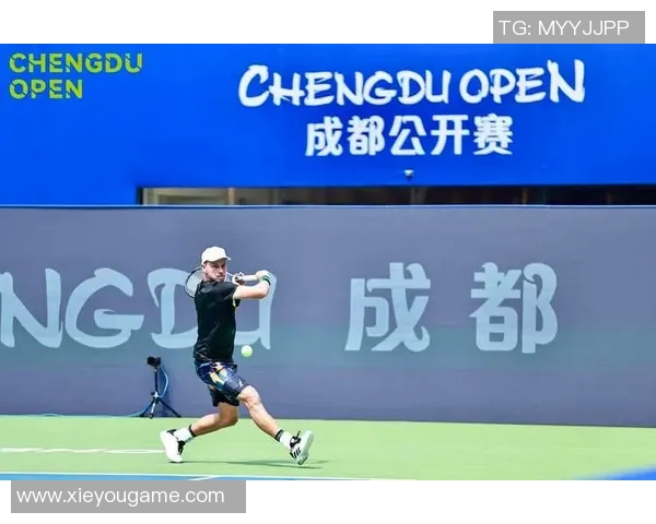 网球纪实：记录成都网球队的奋斗经历